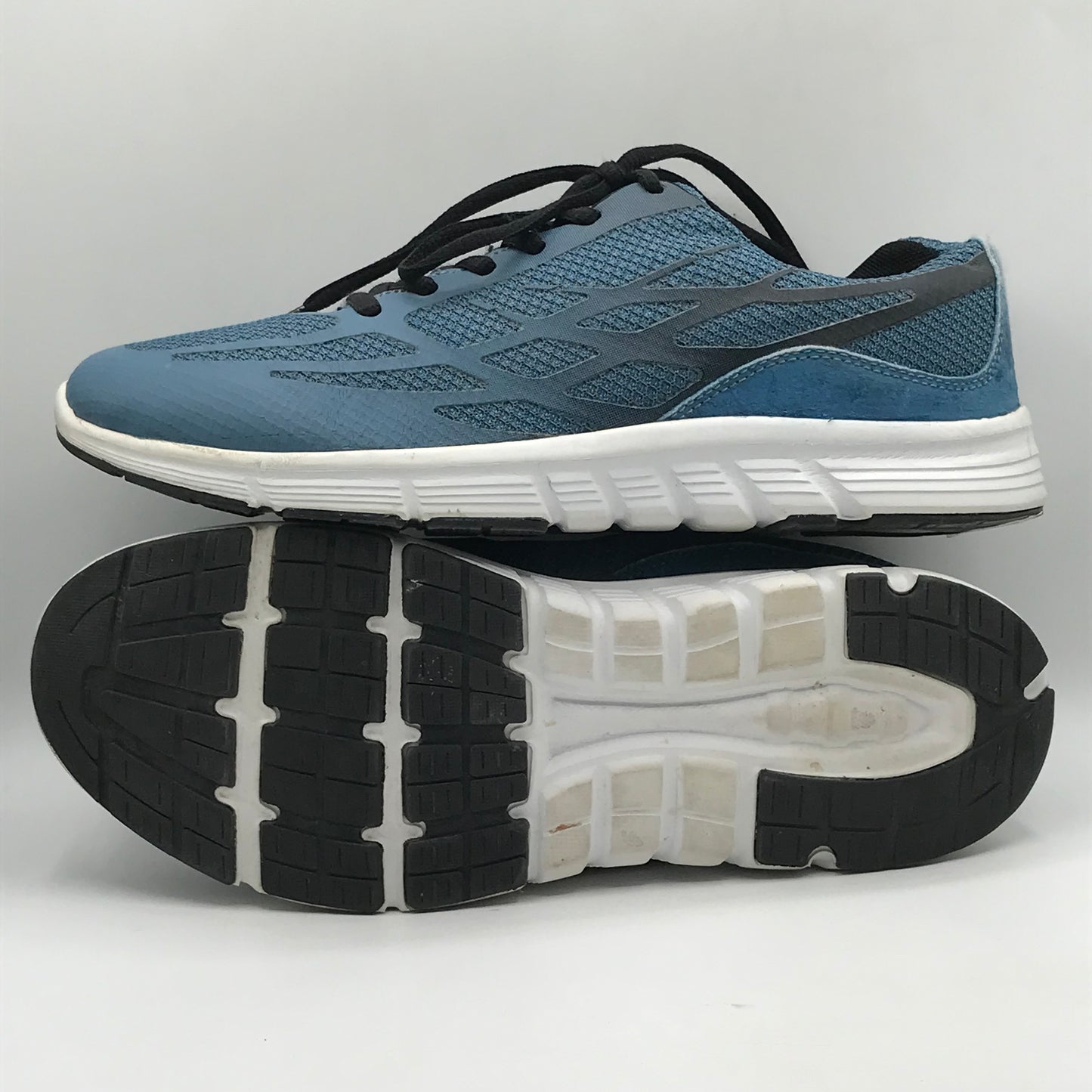 EUR SIZE 44 | Men's sports sneakers