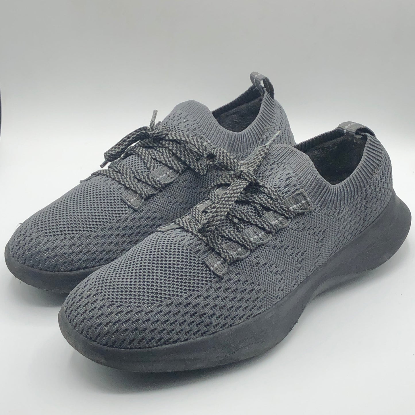 EUR SIZE 40 | File Detailed Men's Sneaker