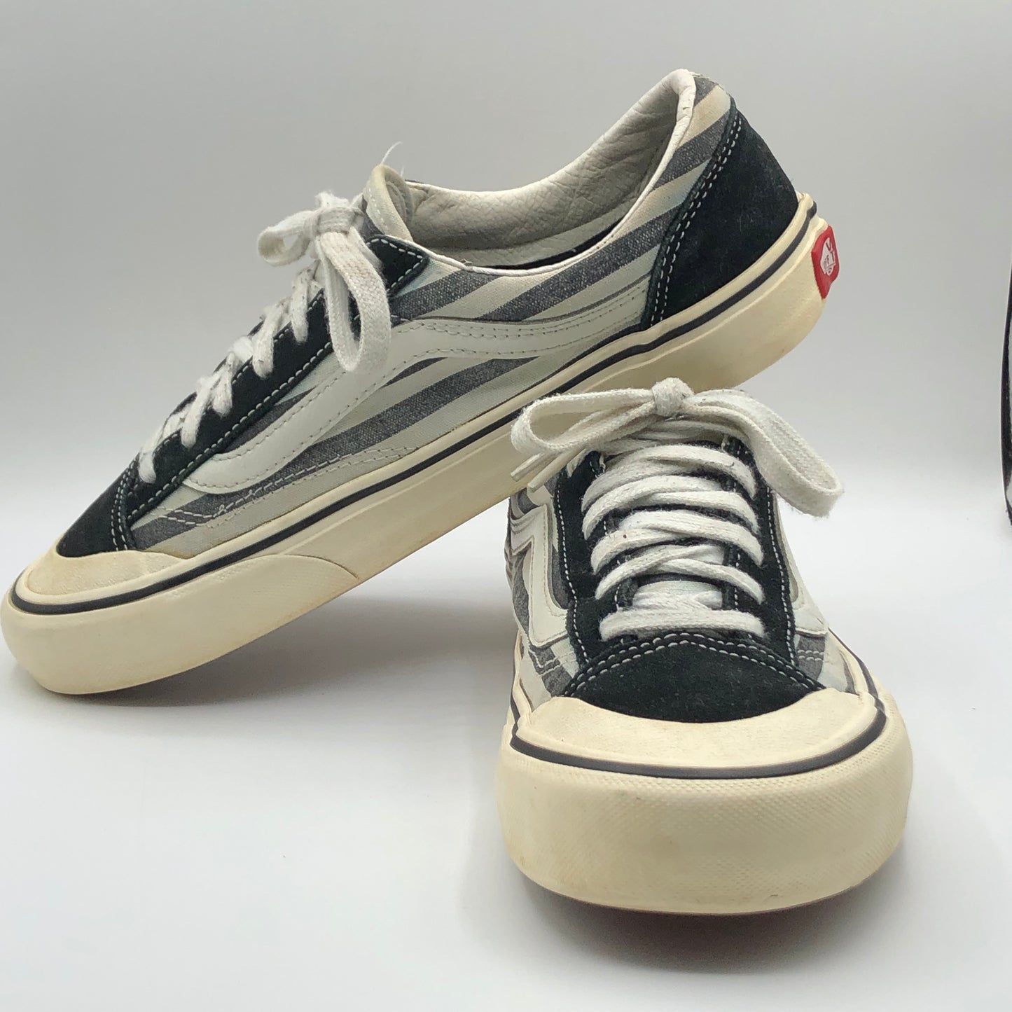 EUR SIZE 38 | VANS STYLE 136 DECON VR3 SHOE