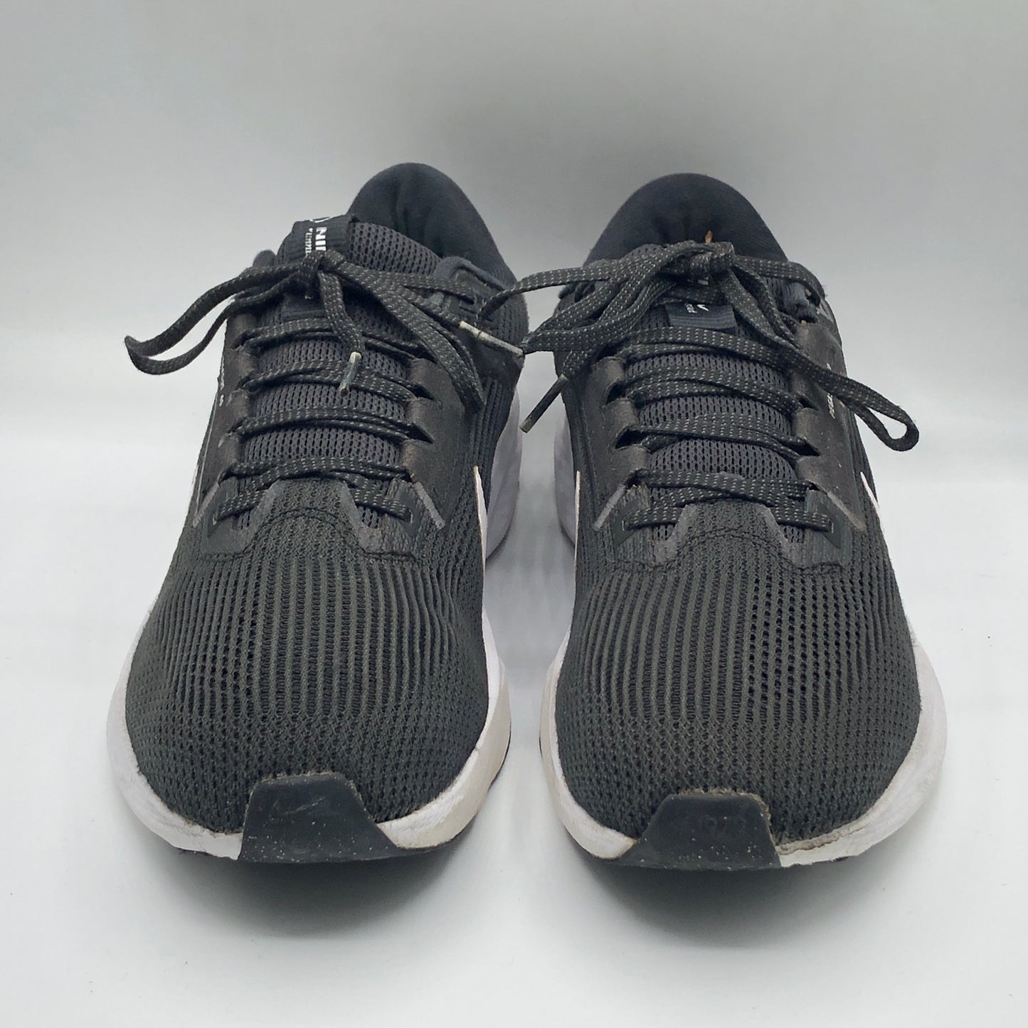 EUR SIZE 40 | NIKE SNEAKERS