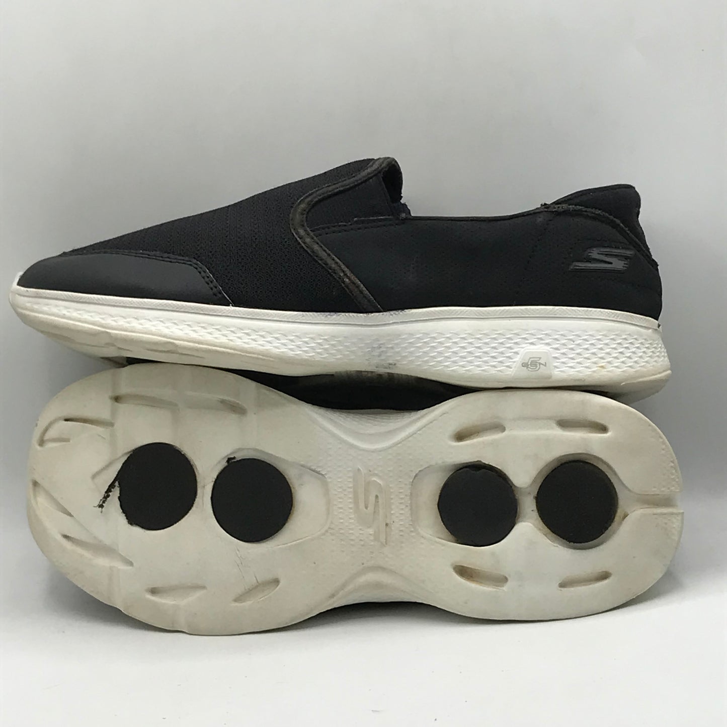 EUR SIZE 42.5 | Skechers GO WALK Evolution Ultra