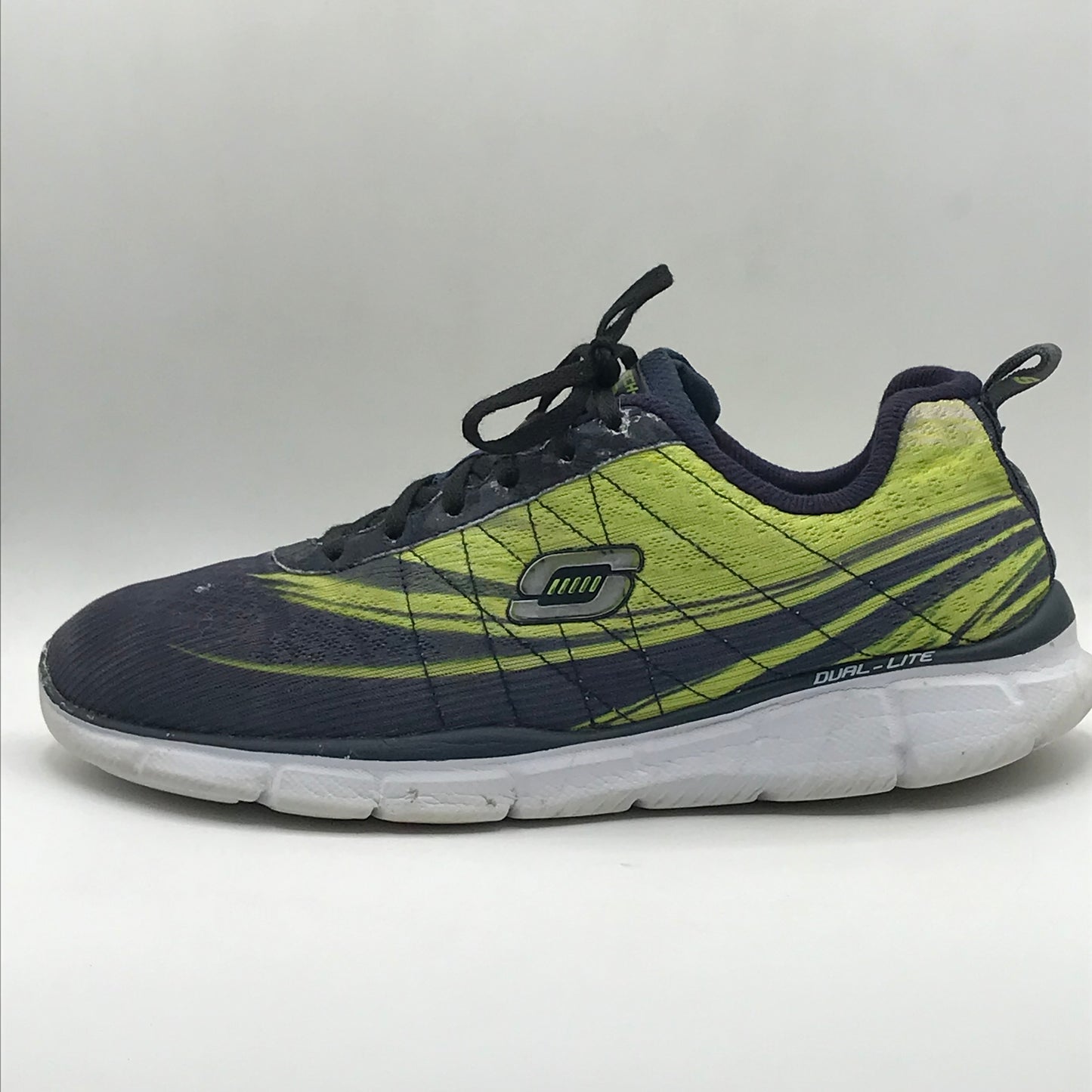 EUR SIZE 44 | Skechers running shoes
