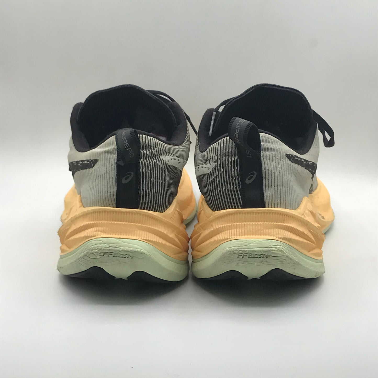 EUR SIZE 41.5 | ASICS SUPERBLAST