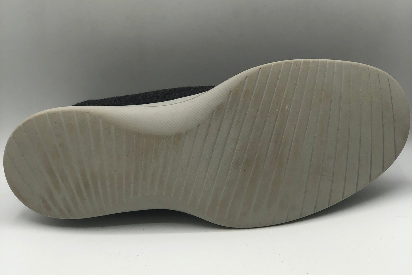 EUR SIZE 44 | Skechers USA Men's Viewson