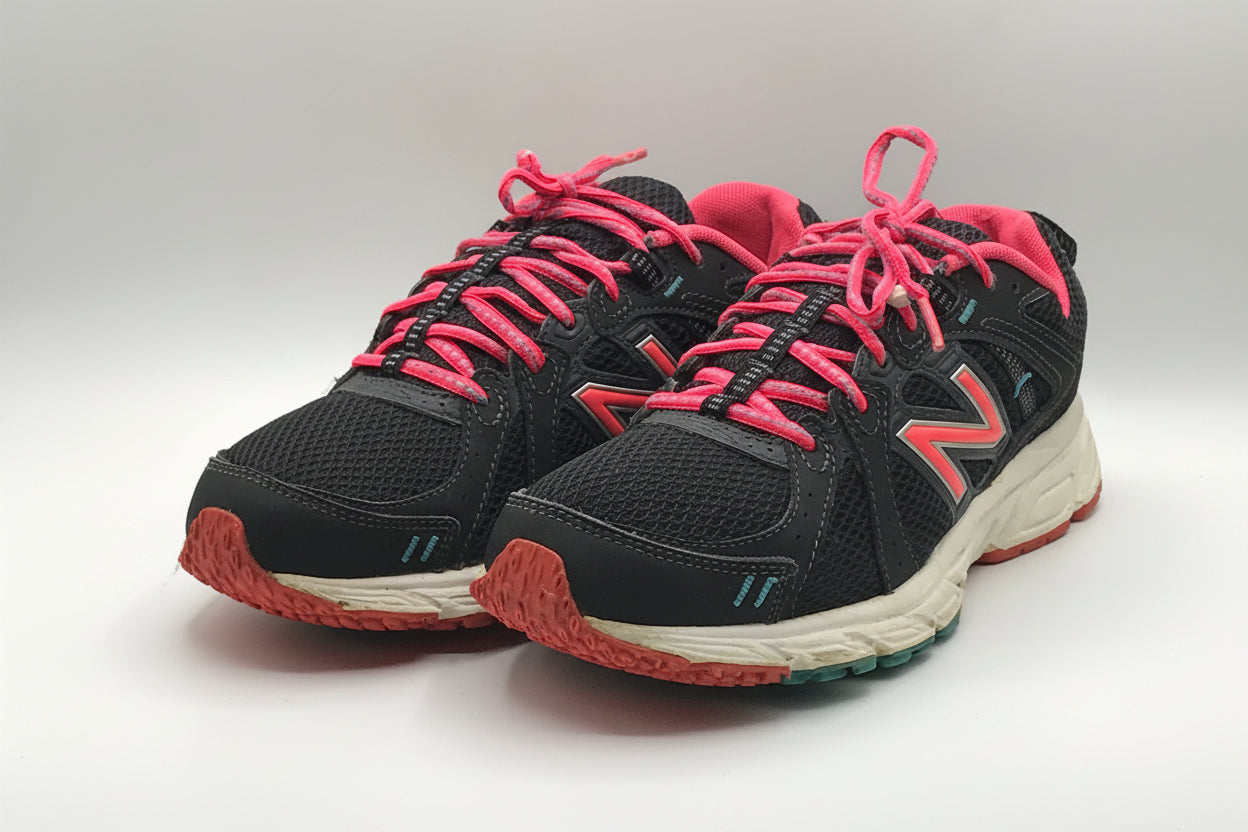 EUR SIZE 40 | New Balance 590 v5 sneaker