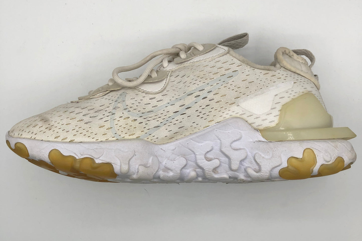 EUR SIZE 39 | NIKE REACT VISION