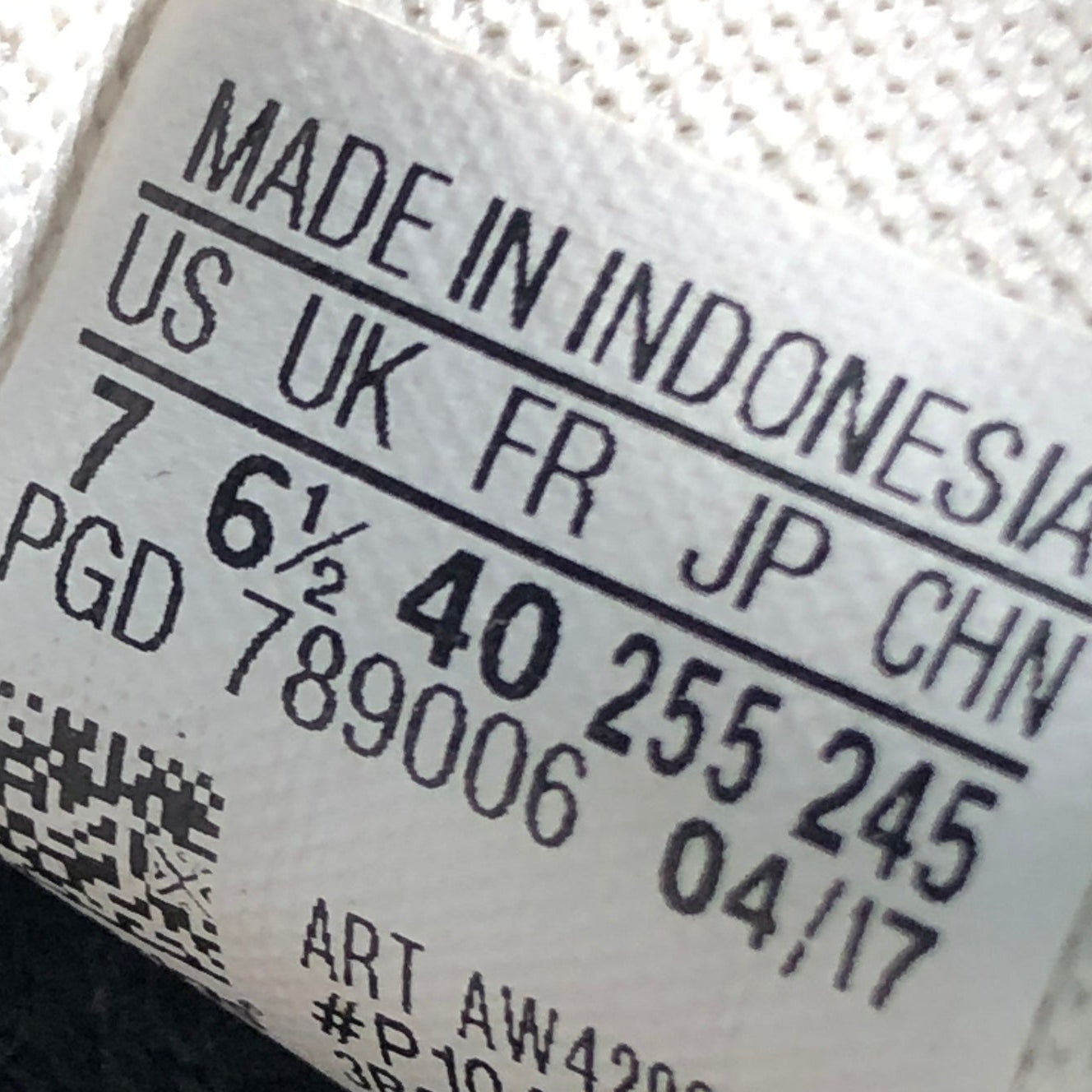 EUR SIZE 40 | ADIDAS GRAND COURT