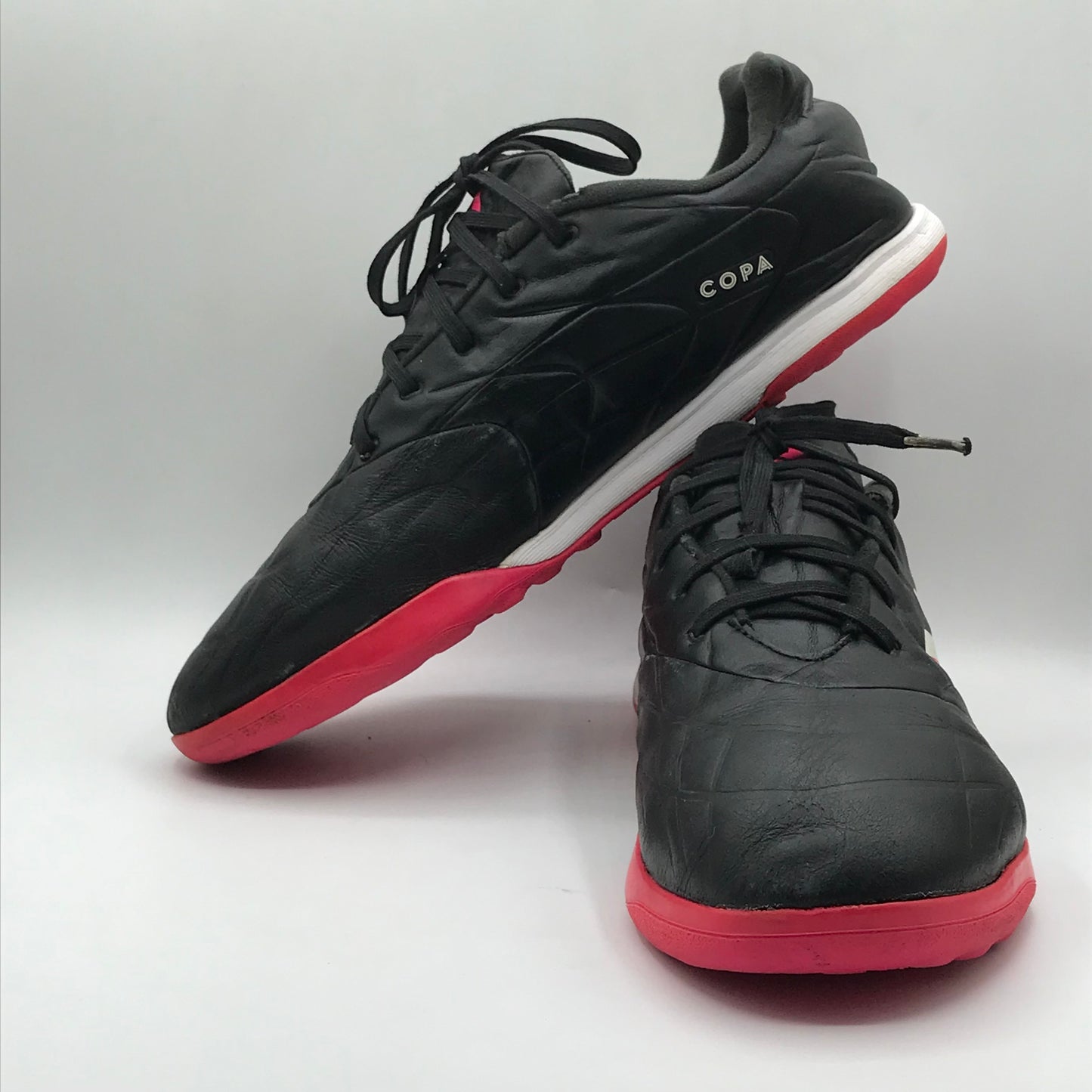 EUR SIZE 42.5 | Predator Tango Indoor Boots