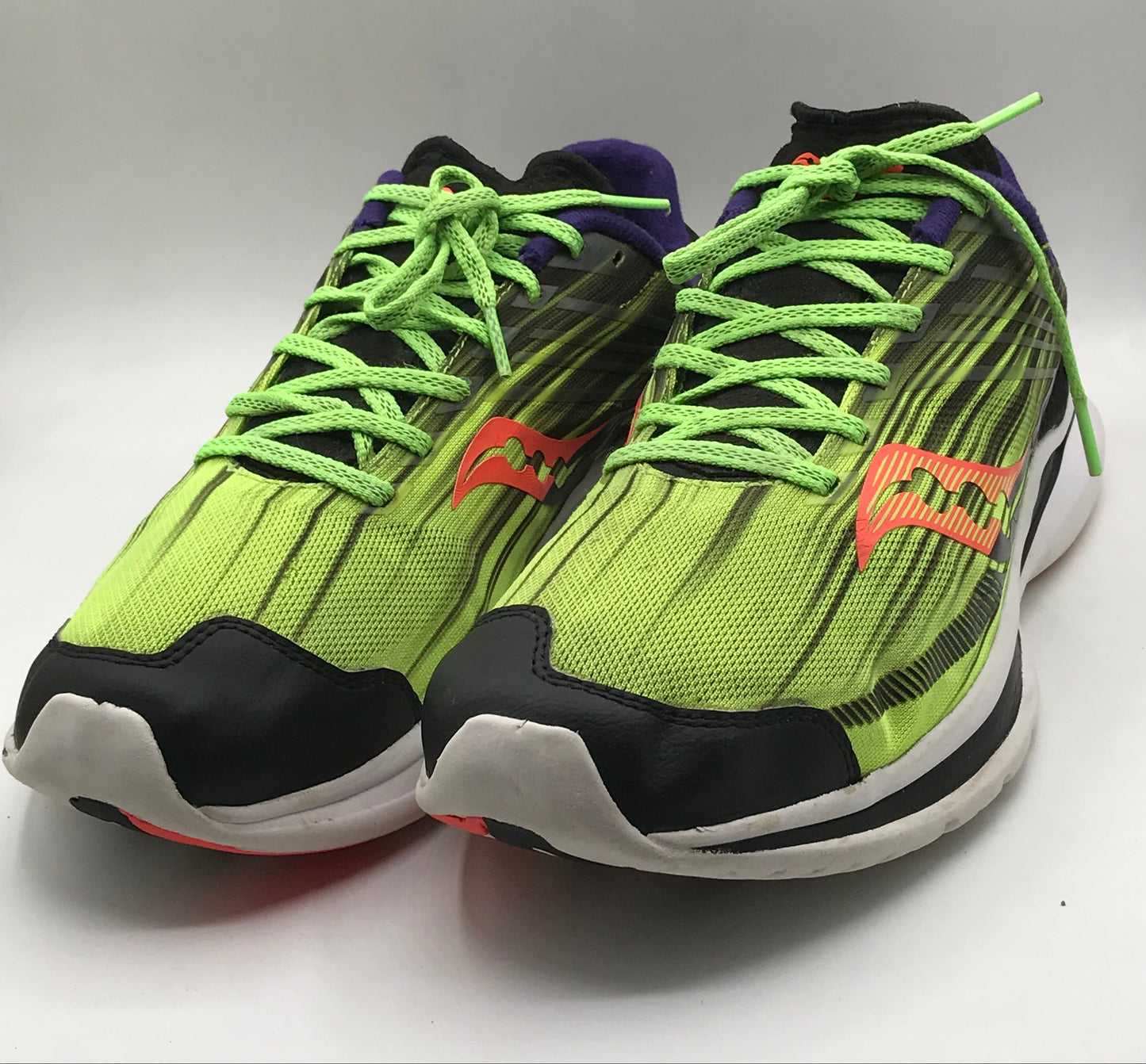EUR SIZE 46 | Saucony Endorphin Speed 2 running shoes.