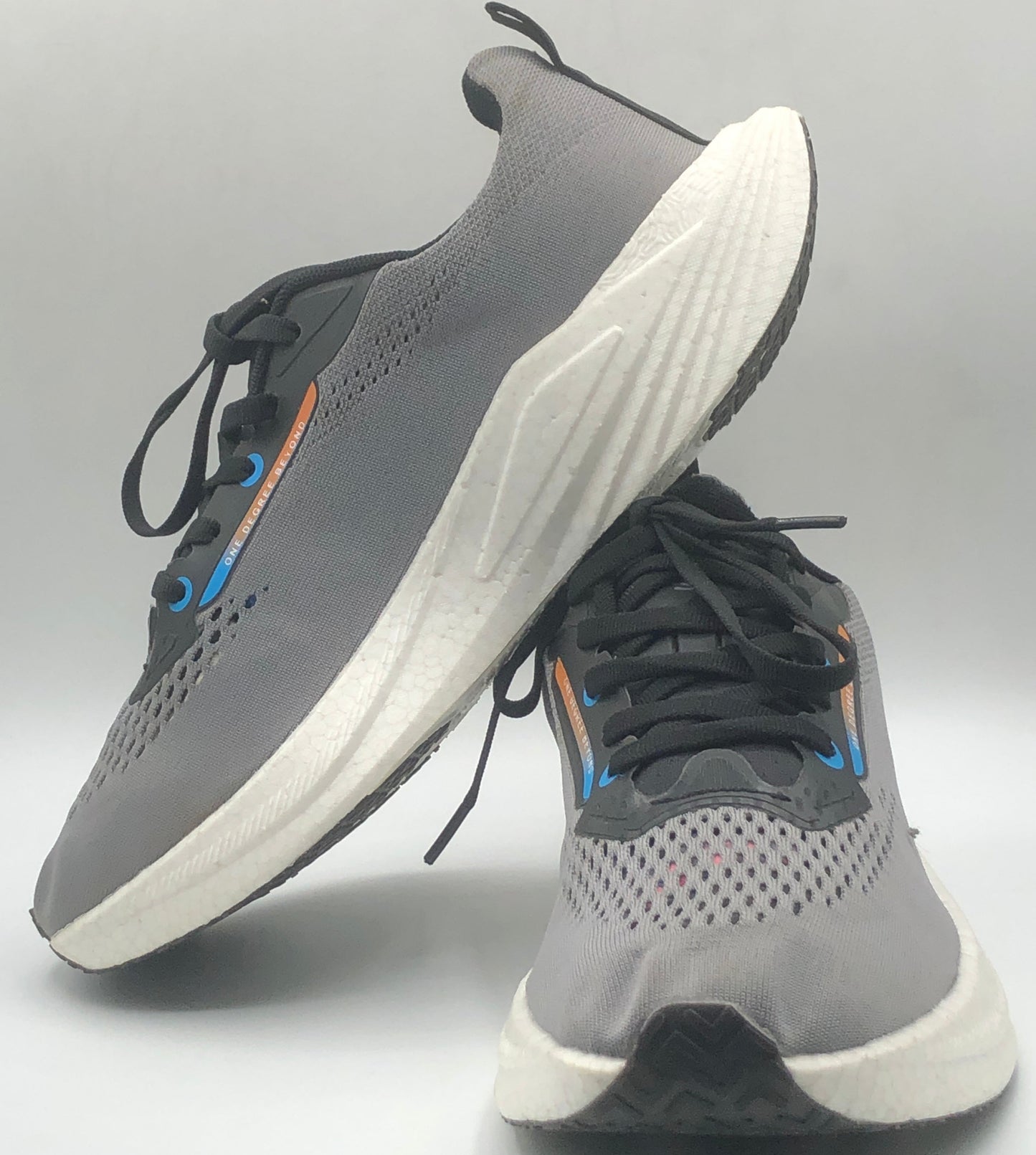 EUR SIZE 40 | Men Mesh Running Non-Marking Shoes