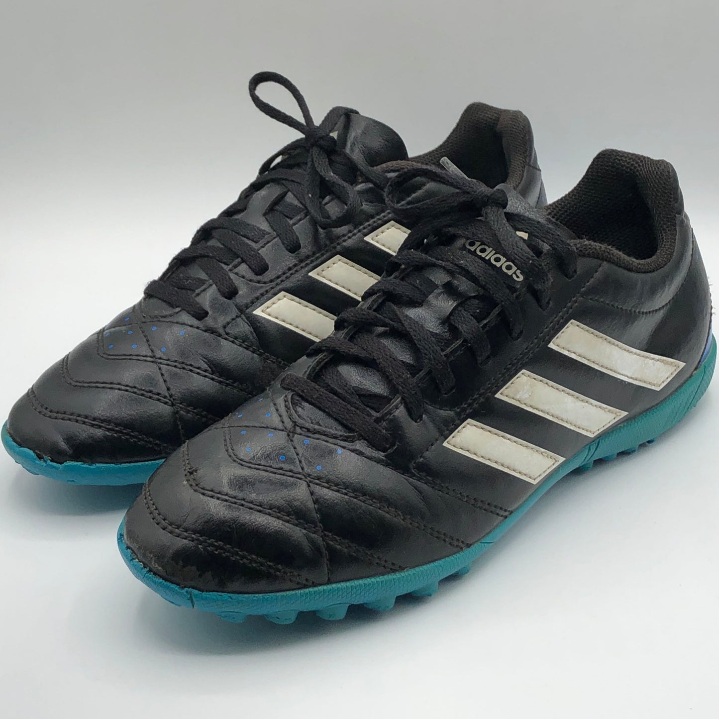 EUR 40 | Adidas Goletto V TF Astro Turf Football Shoes