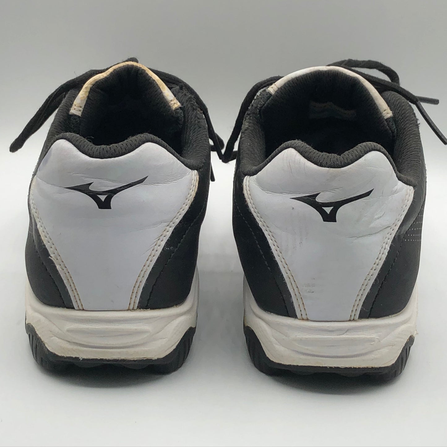 EUR SIZE 37 | Mizuno Mens Spike Vapor Elite 7