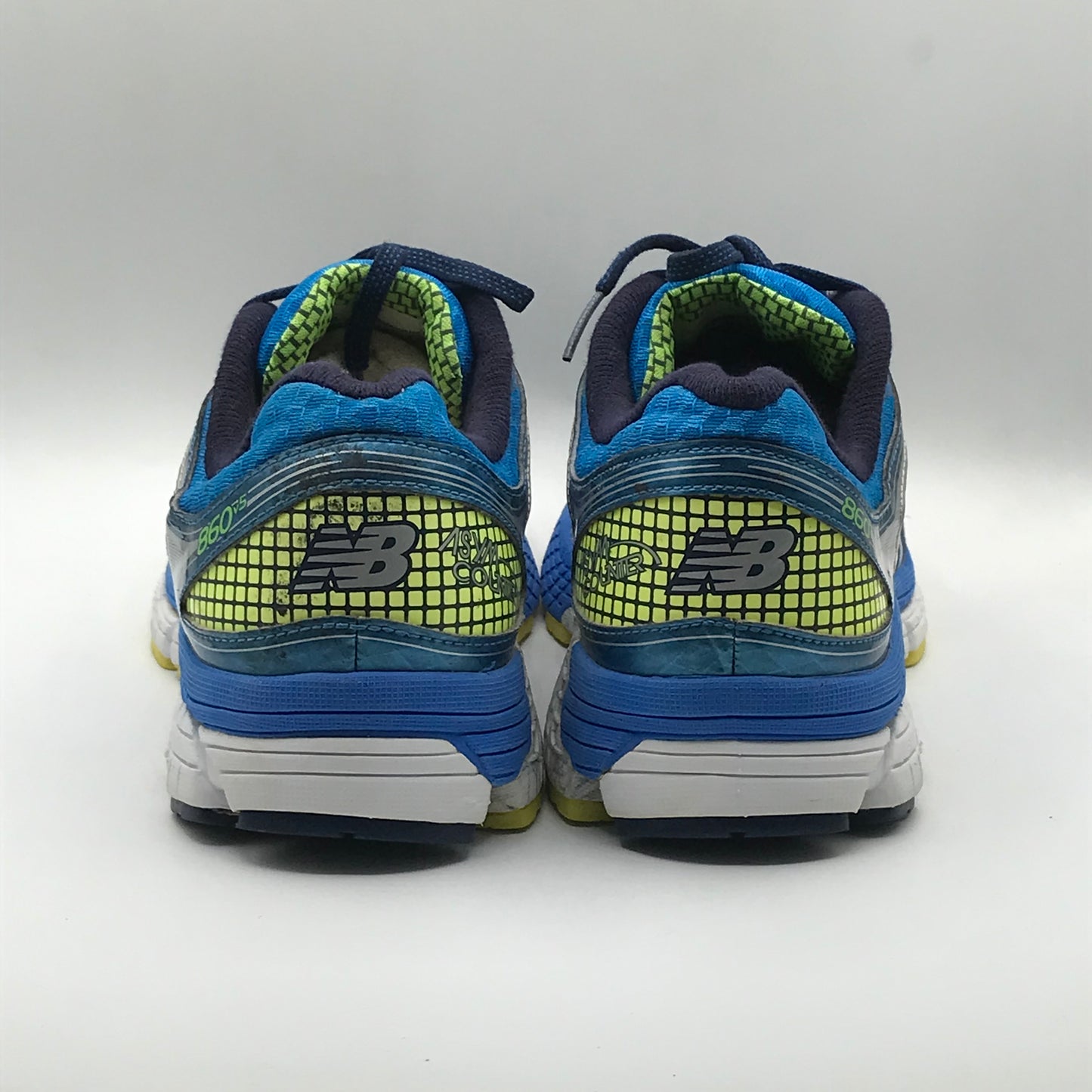 EUR SIZE 42.5 | New Balance 860v5